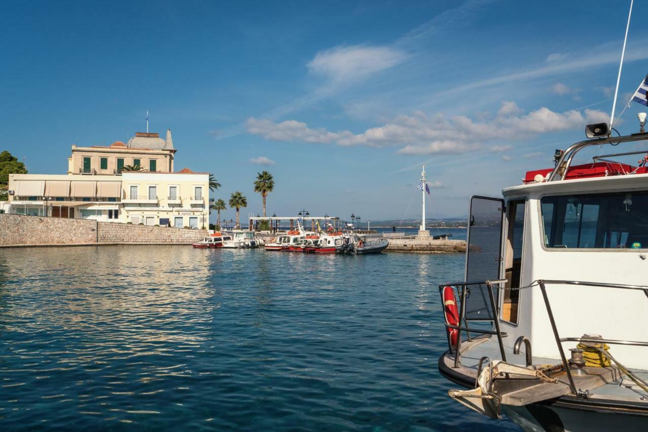 سبيتسيس Porto Vecchio Luxury Suites المظهر الخارجي الصورة