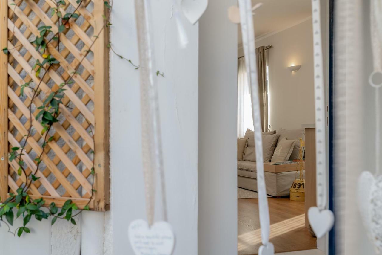 سبيتسيس Porto Vecchio Luxury Suites المظهر الخارجي الصورة