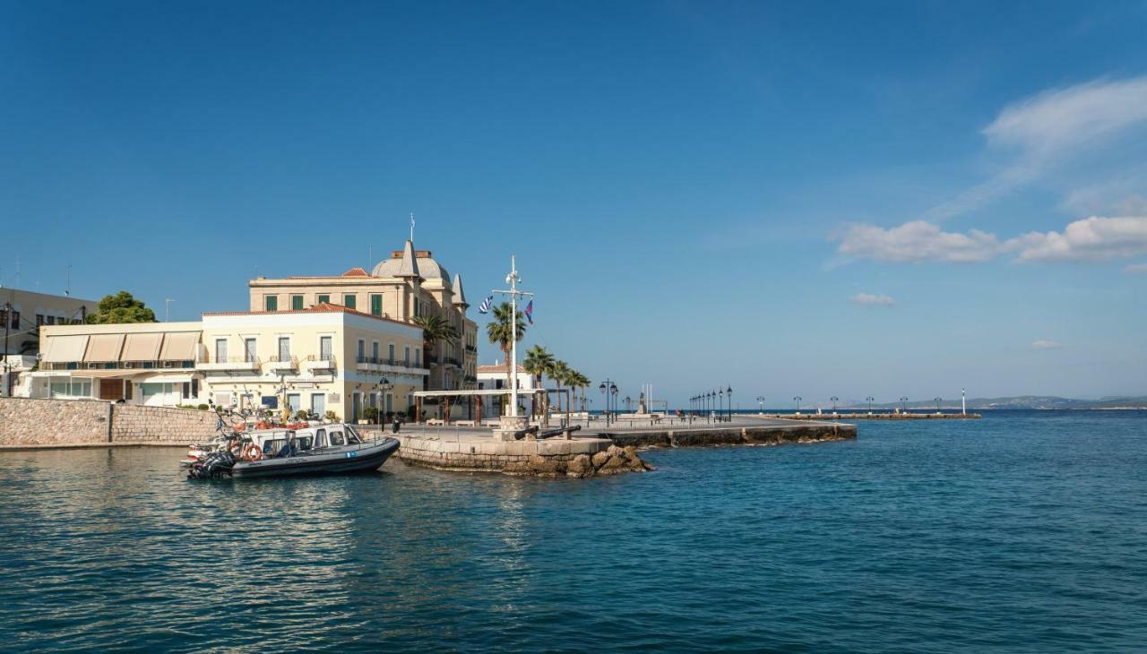 سبيتسيس Porto Vecchio Luxury Suites المظهر الخارجي الصورة