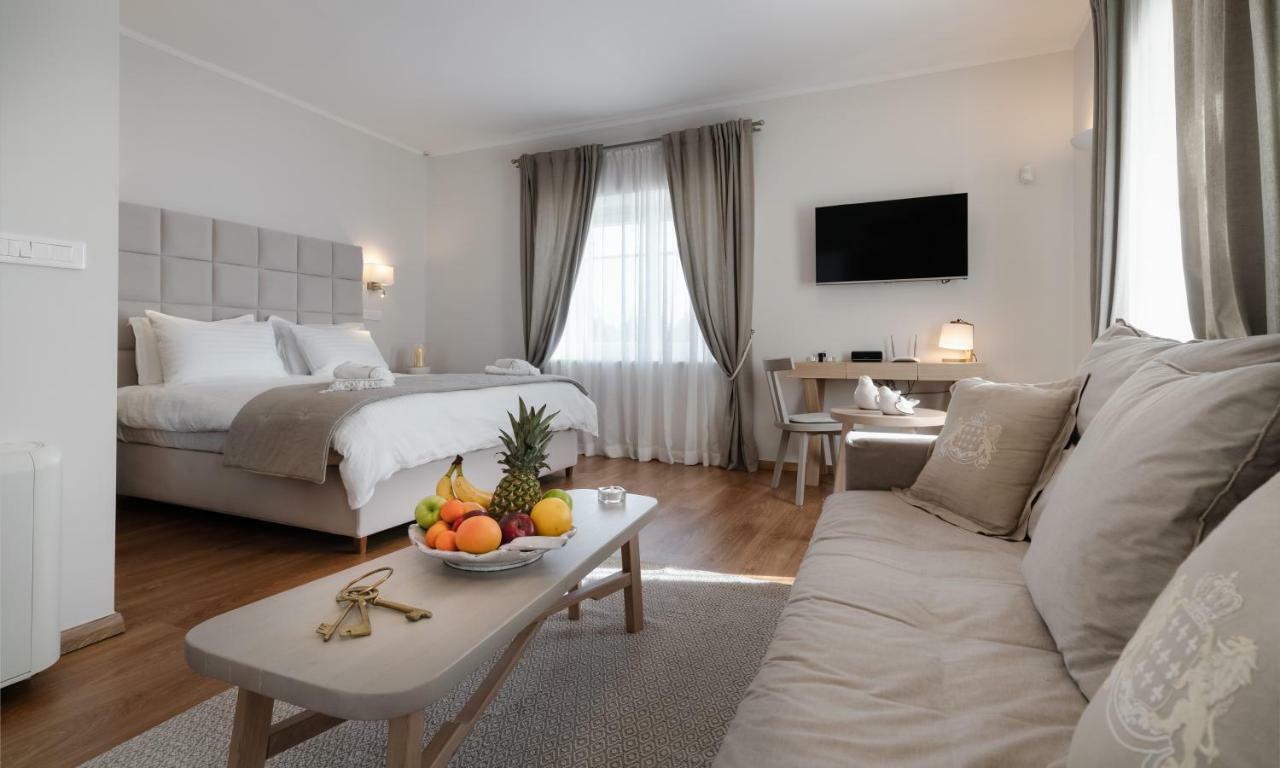 سبيتسيس Porto Vecchio Luxury Suites المظهر الخارجي الصورة