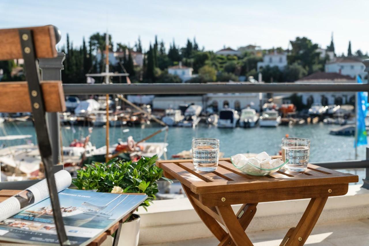 سبيتسيس Porto Vecchio Luxury Suites المظهر الخارجي الصورة
