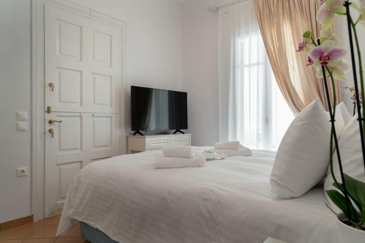 سبيتسيس Porto Vecchio Luxury Suites المظهر الخارجي الصورة