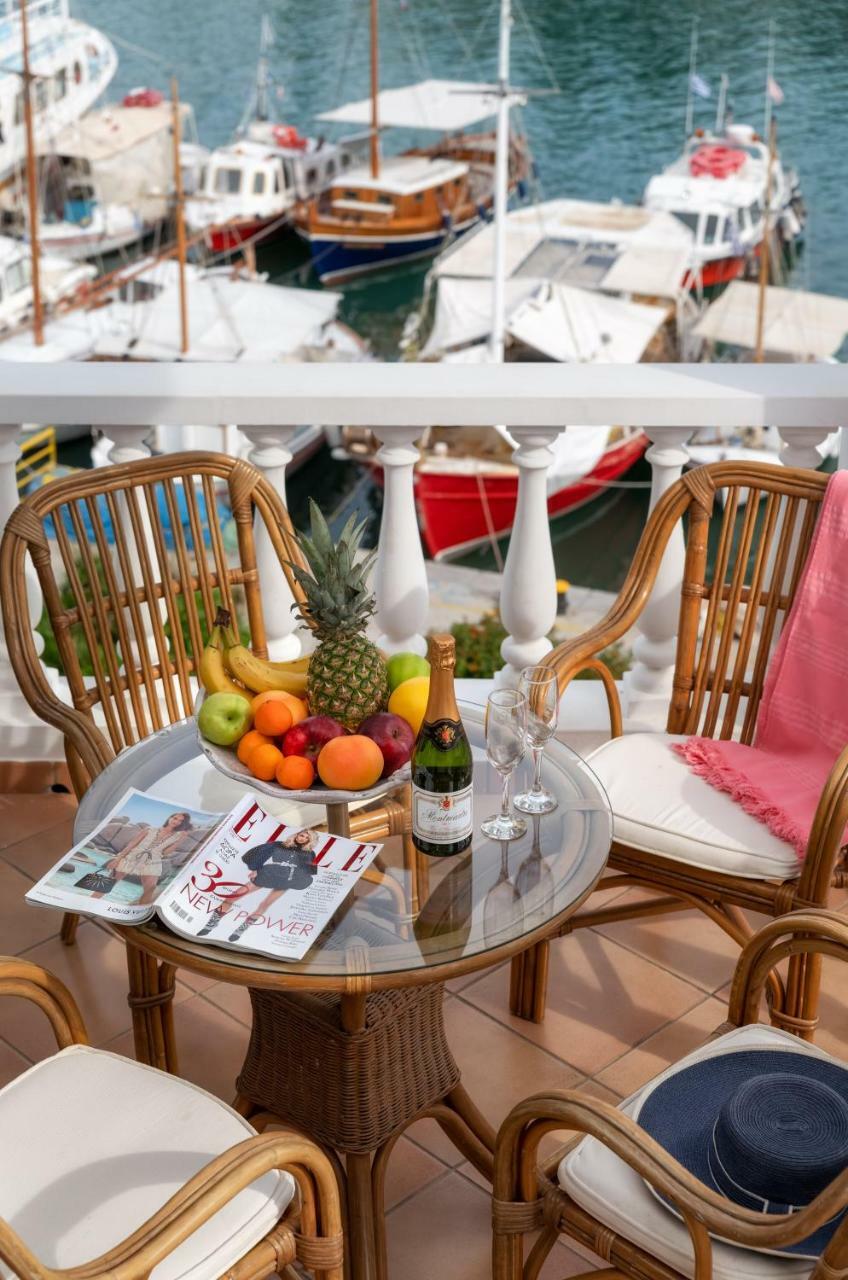 سبيتسيس Porto Vecchio Luxury Suites المظهر الخارجي الصورة