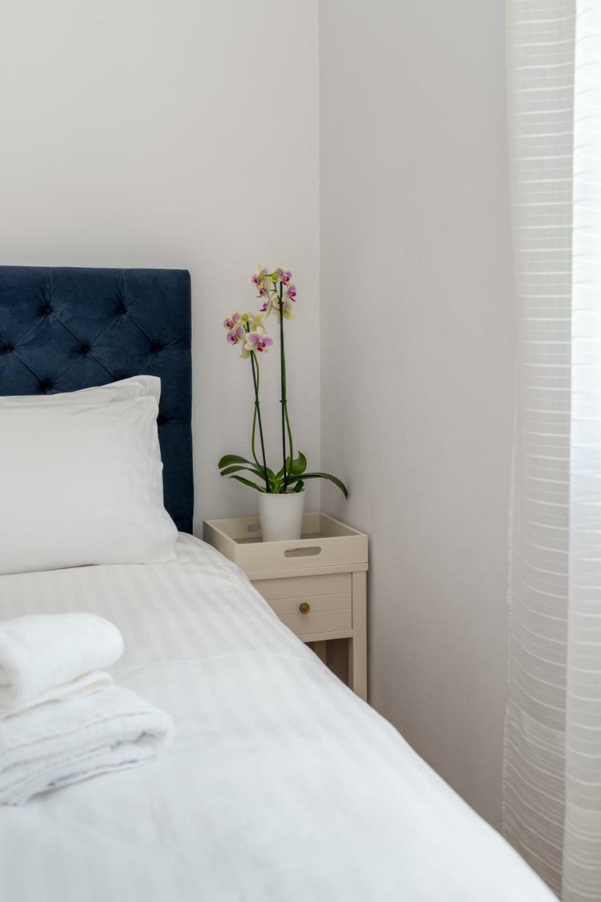سبيتسيس Porto Vecchio Luxury Suites المظهر الخارجي الصورة