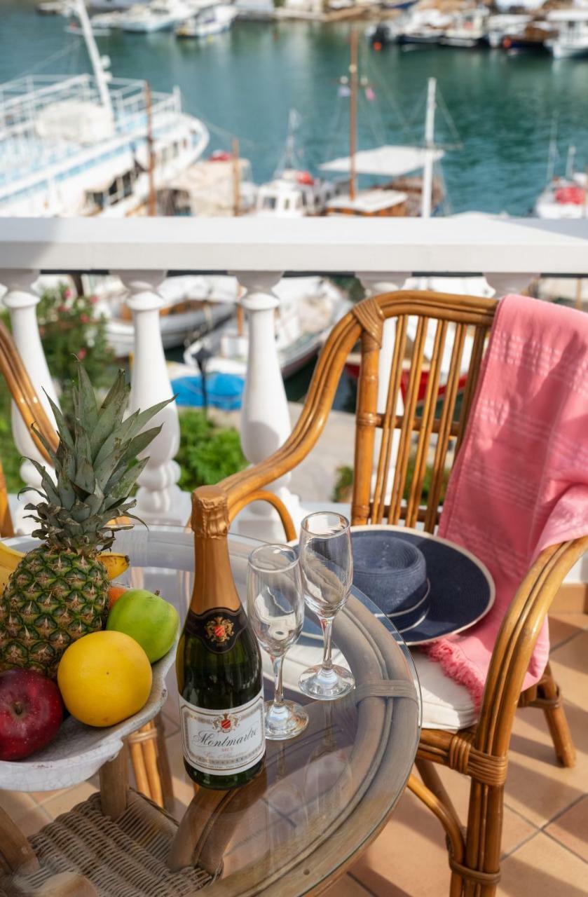سبيتسيس Porto Vecchio Luxury Suites المظهر الخارجي الصورة