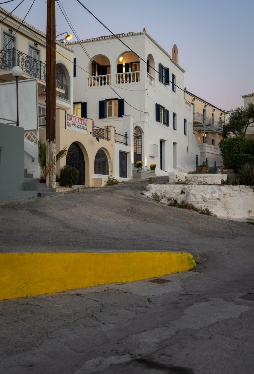 سبيتسيس Porto Vecchio Luxury Suites المظهر الخارجي الصورة