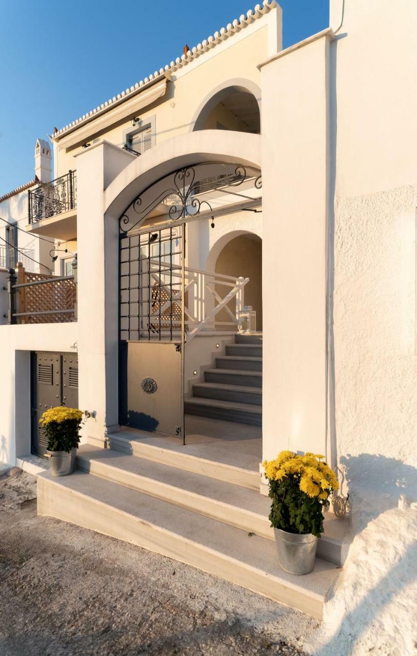 سبيتسيس Porto Vecchio Luxury Suites المظهر الخارجي الصورة